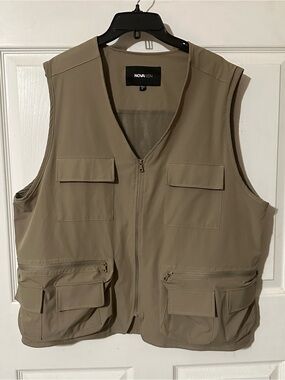 Khaki Tactical Utility Vest - Multi-Pocket Travel Vest